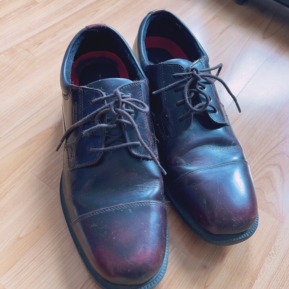 Classic Leather Men's Shoes - Picture 2 of 4